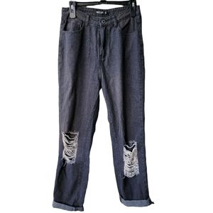 Nasty Gal Distressed Highwaisted Jeans